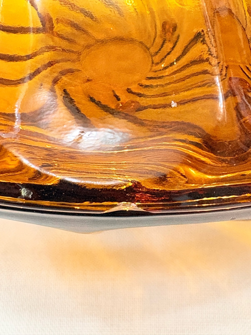 Vintage Nadir Figueiredo Amber Glass Lidded Candy Dish - Picture 13 of 13